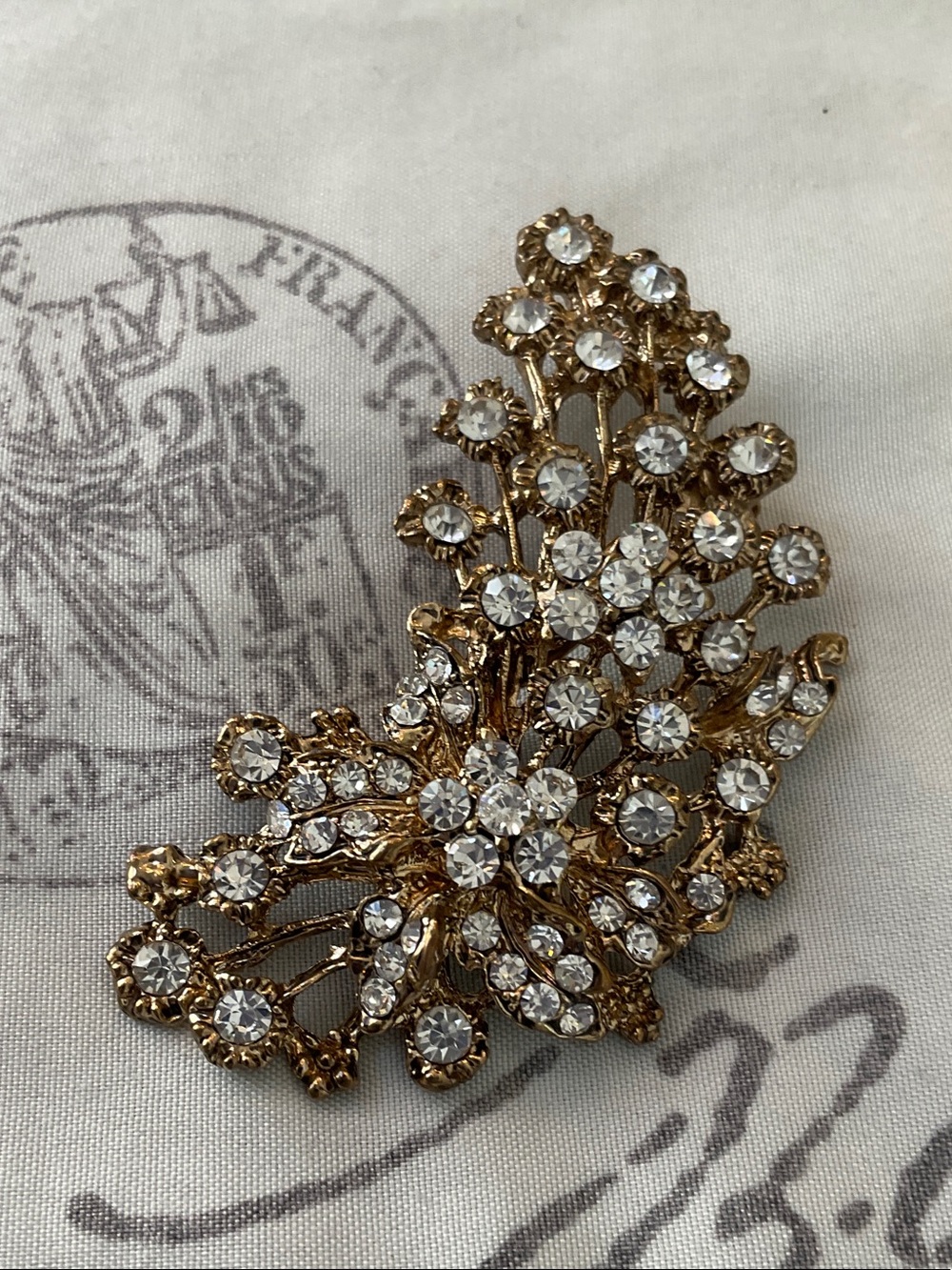 Vintage Gold Crystal Floral Brooch Pin - Clear Rhinestones